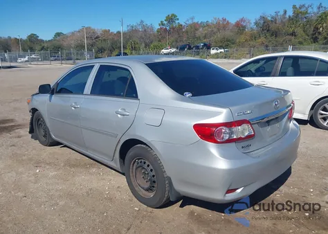 2013 Toyota Corolla L z USA, uszkodzony, nr VIN 5YFBU4EE8DP168876